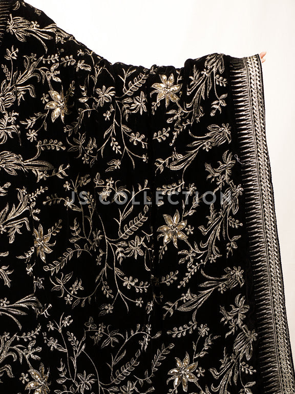 Black Embroidered Velvet Shawl - VS9257