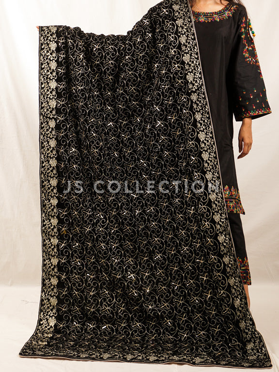Black Embroidered Velvet Shawl - VS9258
