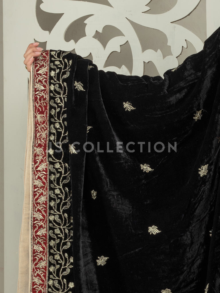 Black Embroidered Velvet Shawl - VS9223