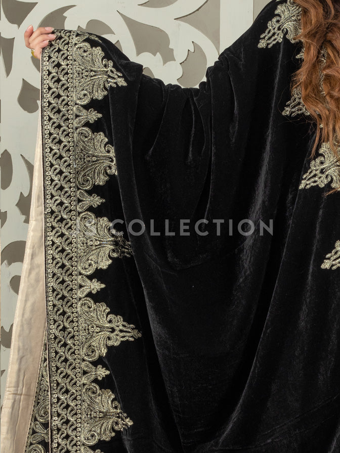 Black Embroidered Velvet Shawl - VS9220