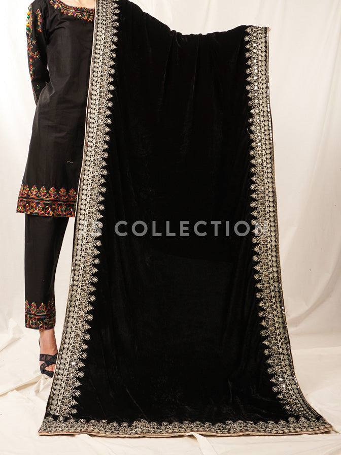 Black Embroidered Velvet Shawl - VS9233
