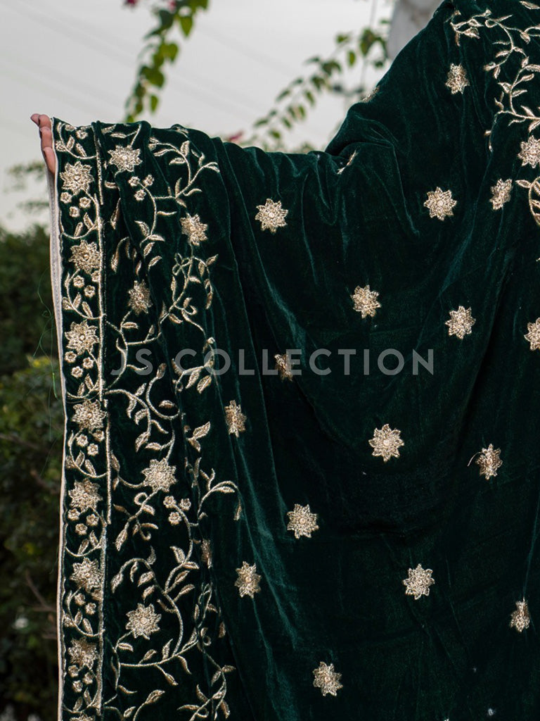 Green Embroidered Velvet Shawl - VS9214