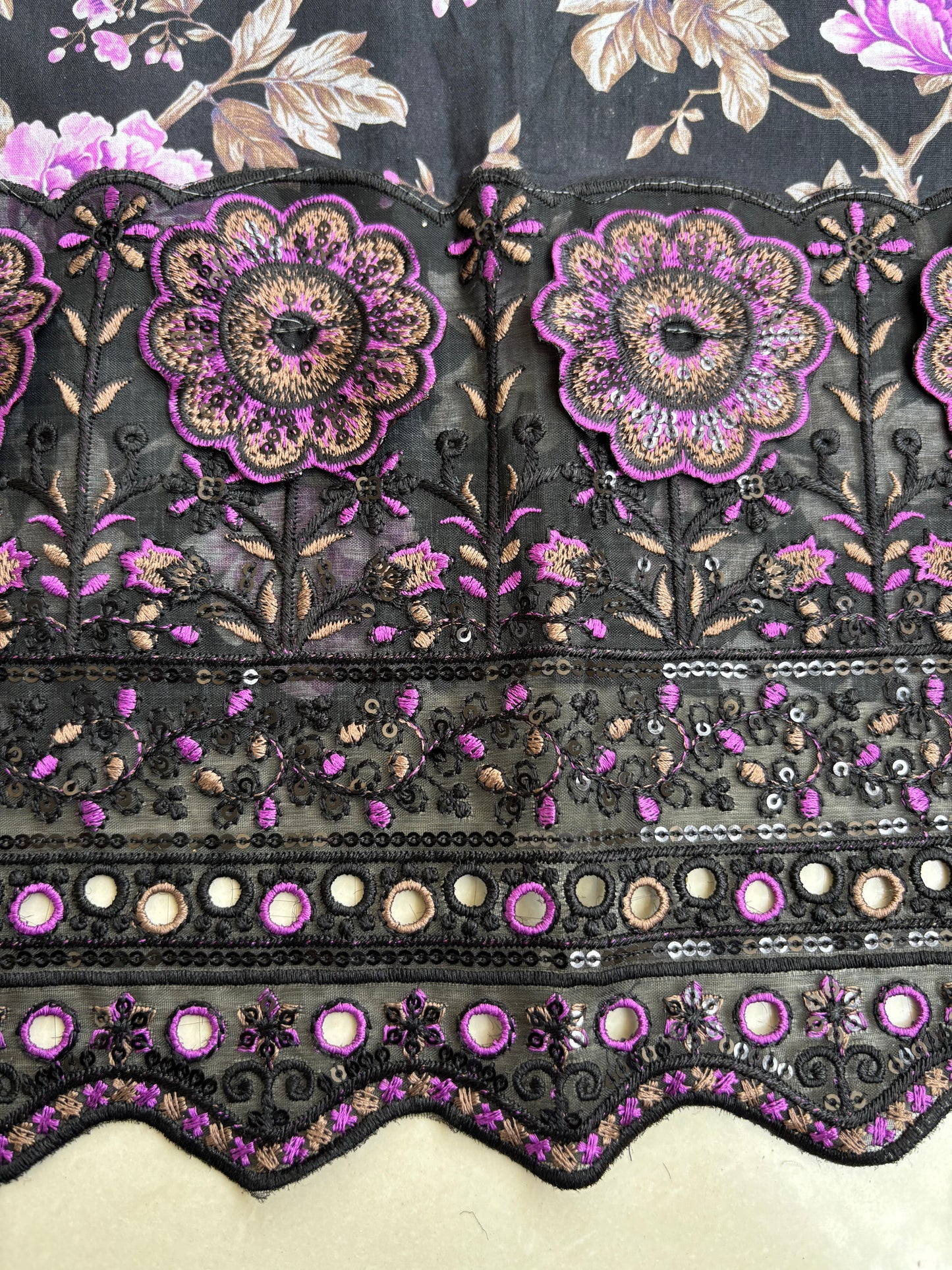 Fatima Zehra Lawn Dupatta with Daman Chikankari Un-stitched cheffon suit 2756