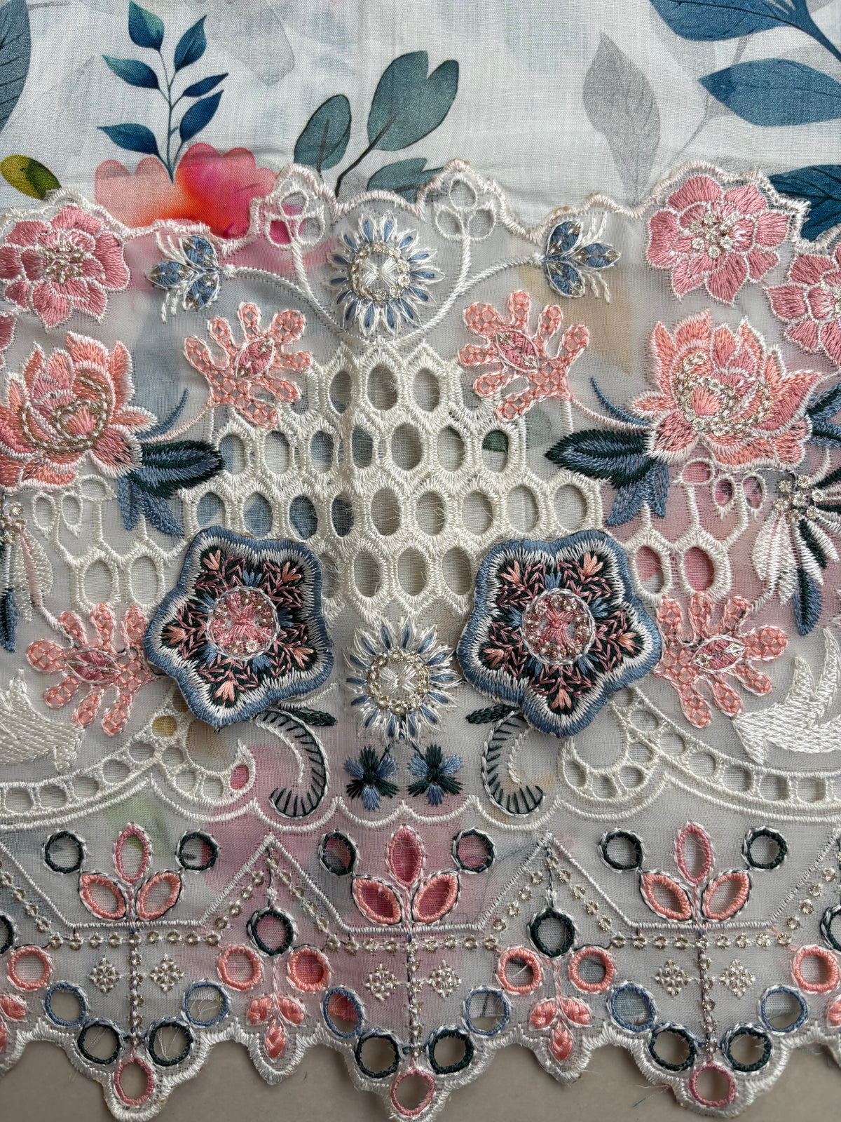Fatima Zehra with Lawn dupatta Daman Chikankari Un-stitched-UN2760