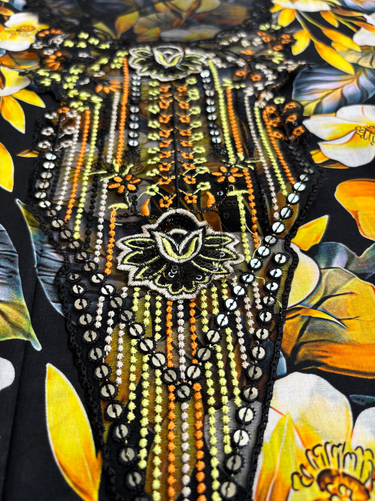 Fatima Zehra with Lawn dupatta Daman Chikankari Un-stitched-UN2767