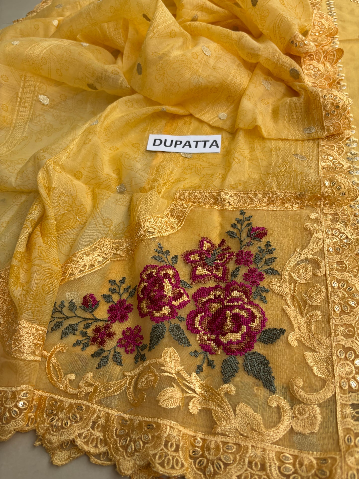 Mohagni Lawn with Chiffon dupatta Daman Chikankari Un-stitched-UN273