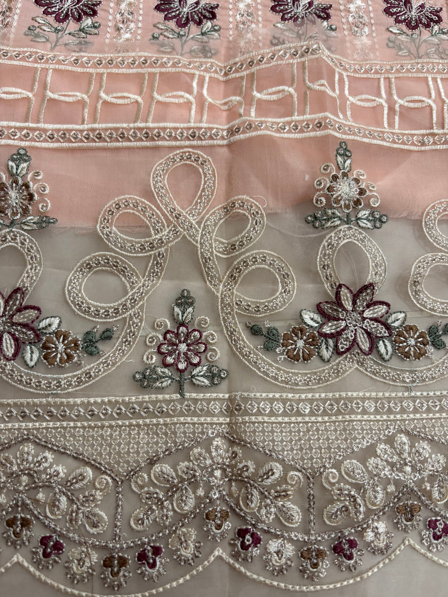 Mohagni Lawn with Chiffon dupatta Daman Chikankari Un-stitched-UN276