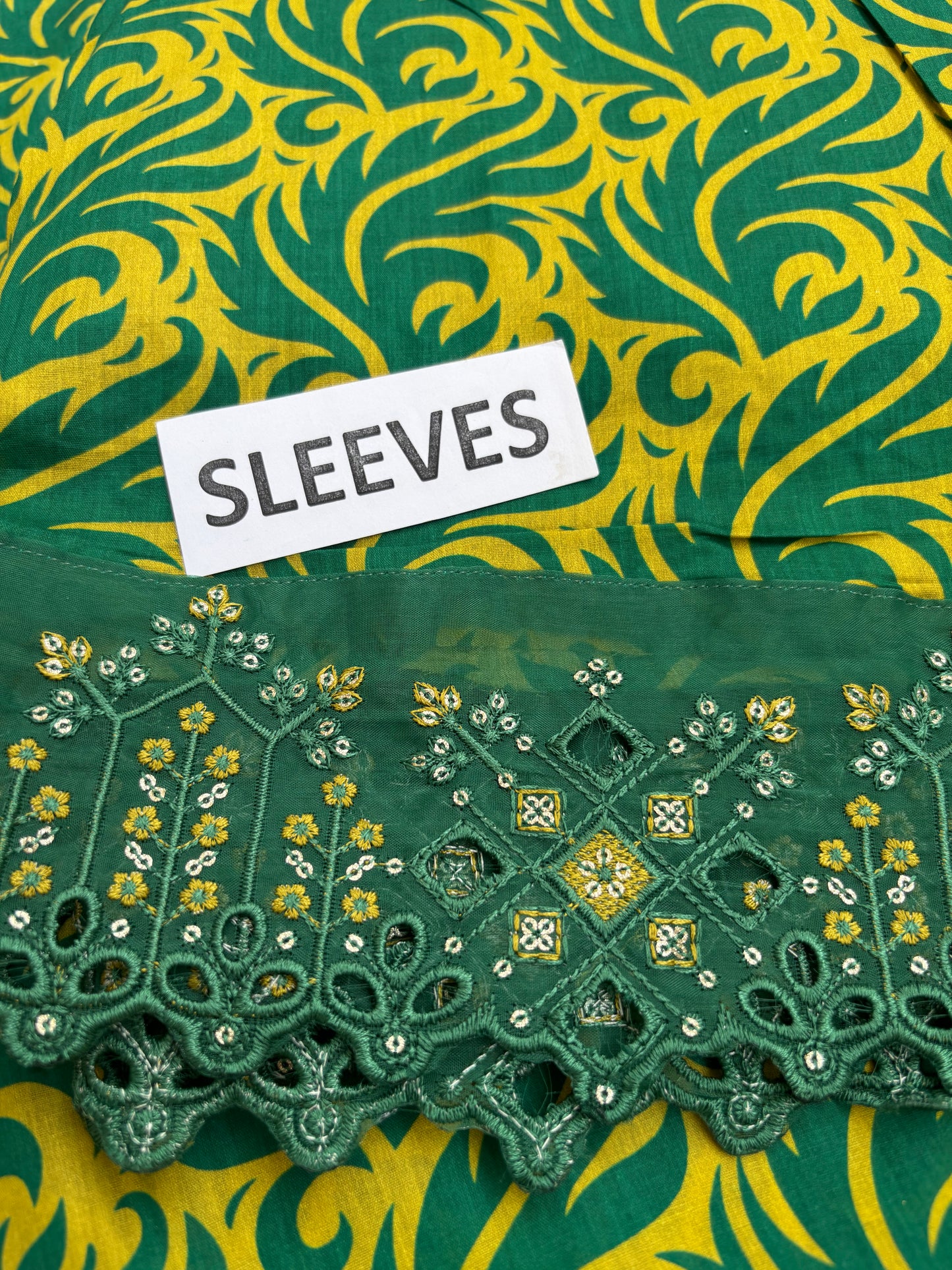Mohagni Lawn with Chiffon dupatta Daman Chikankari Un-stitched-UN278