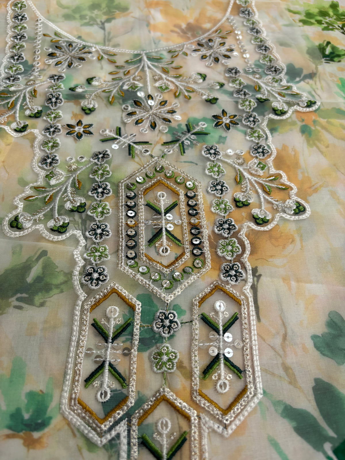 Fatima Zehra Lawn with Lawn Dupatta Daman Chikankari Un-stitched-UN2783