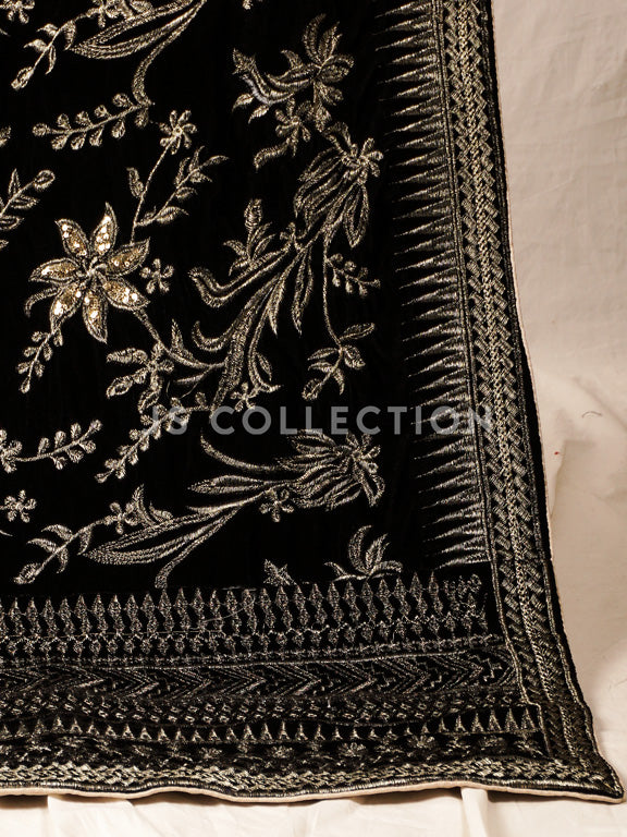 Black Embroidered Velvet Shawl - VS9257