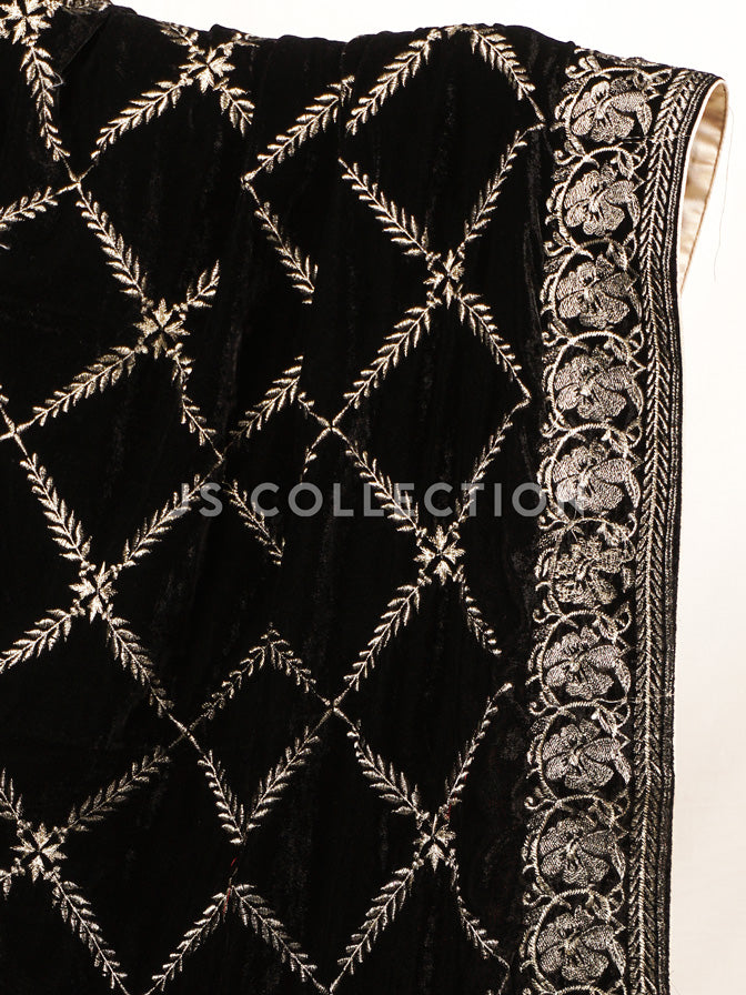 Black Embroidered Velvet Shawl - VS9231